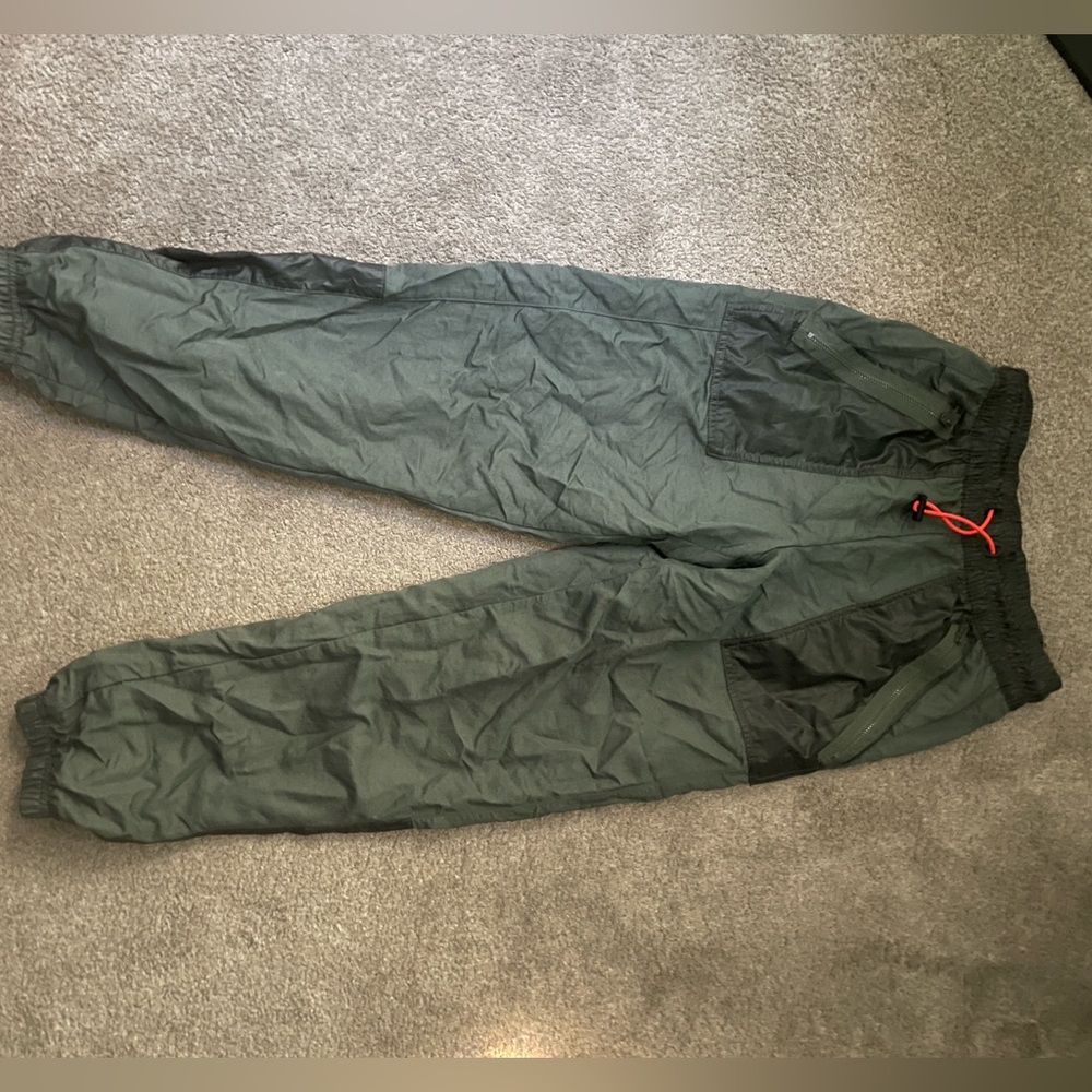 Nike Women’s Dry Fit Joggers xS